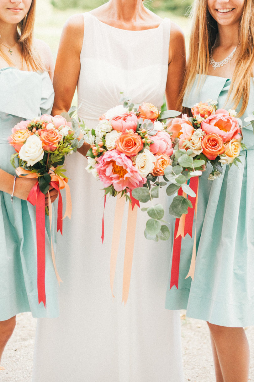 Un mariage corail et vert d'eau dans le Finistère à découvrir sur le blog mariage www.lamarieeauxpiedsnus.com - Photos : Sophie Delaveau