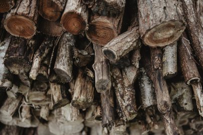 Un mariage folk dans la forêt - La mariée aux pieds nus