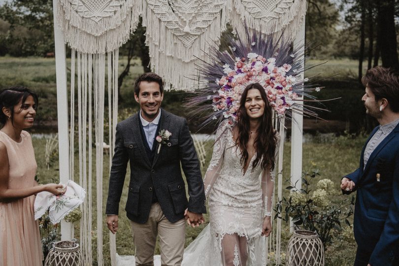 Un mariage folk dans la forêt - La mariée aux pieds nus