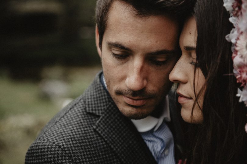 Un mariage folk dans la forêt - La mariée aux pieds nus