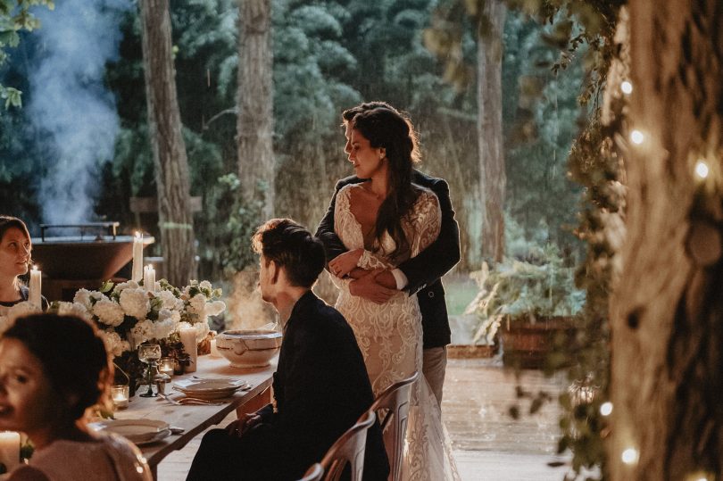 Un mariage folk dans la forêt - La mariée aux pieds nus