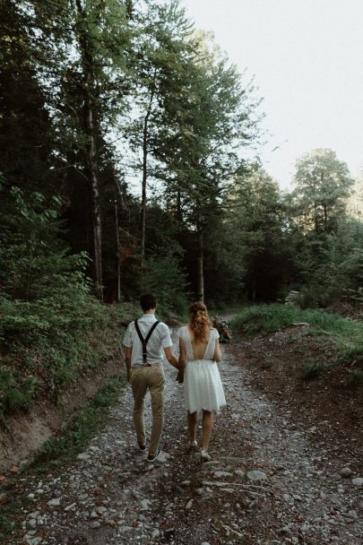Un mariage folk en Suisse - La bohème photographie - La mariée aux pieds nus