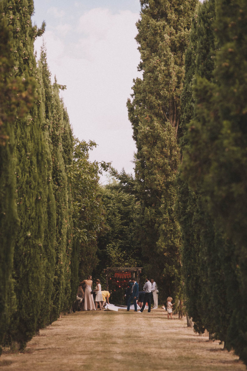 Un mariage irano-franco-allemand coloré et champêtre à découvrir sur le blog mariage www.lamarieeauxpiedsnus - Photos : Jérémy Boyer