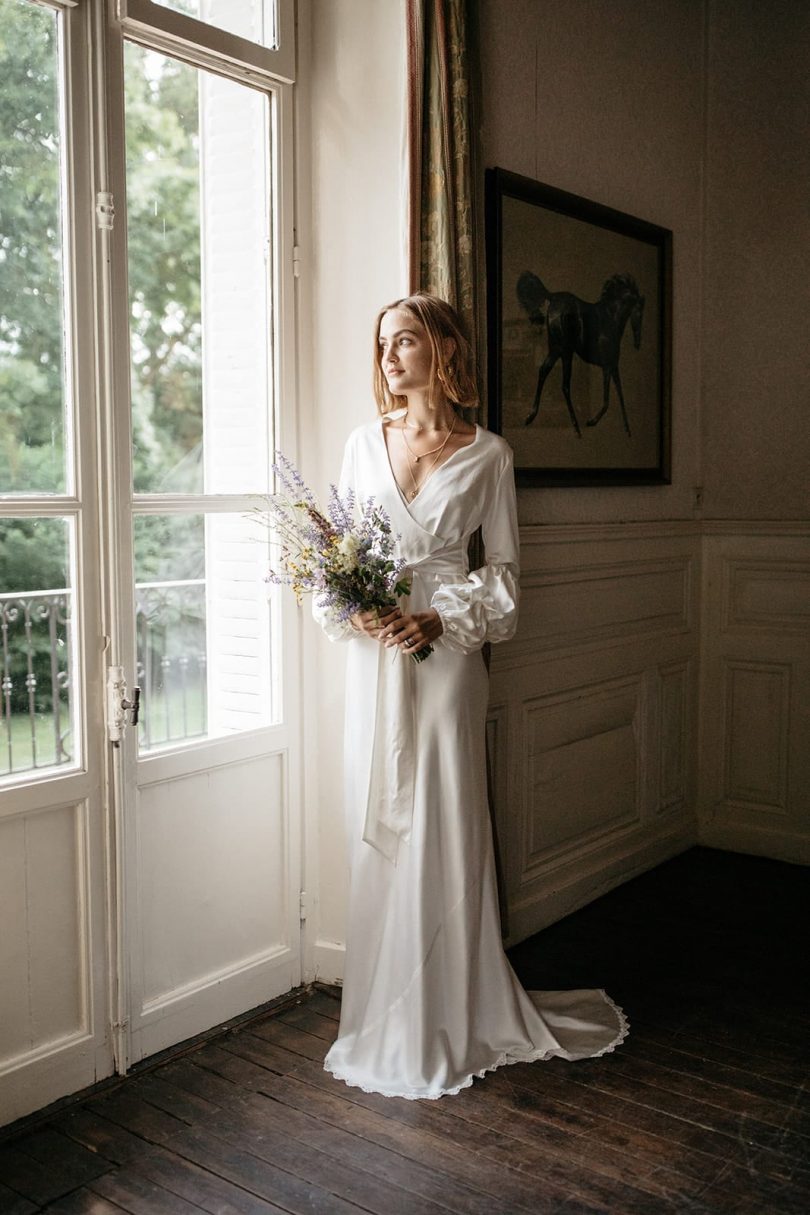 Un mariage en petit comité au Château de Fretoy en Bourgogne - Photos : Lifestories Wedding - Blog mariage : La mariée aux pieds nus