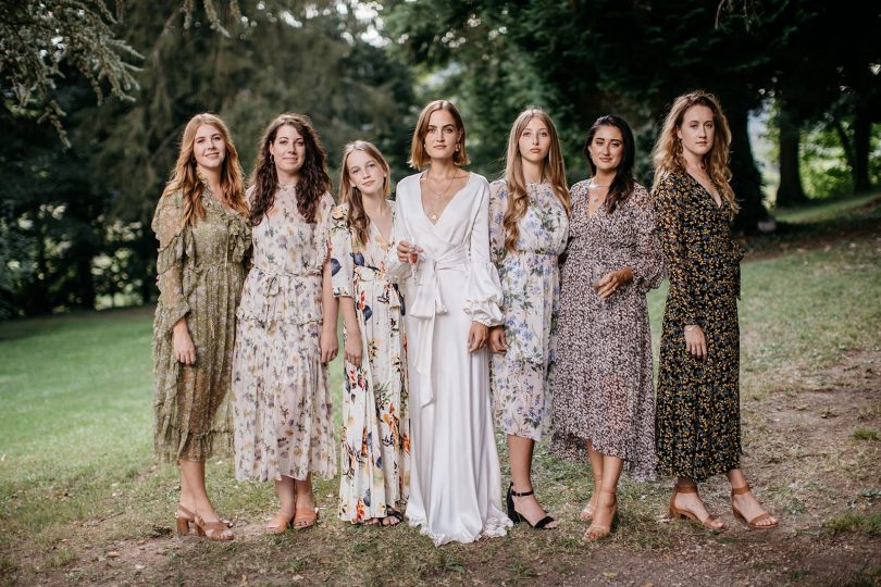 Un mariage en petit comité au Château de Fretoy en Bourgogne - Photos : Lifestories Wedding - Blog mariage : La mariée aux pieds nus