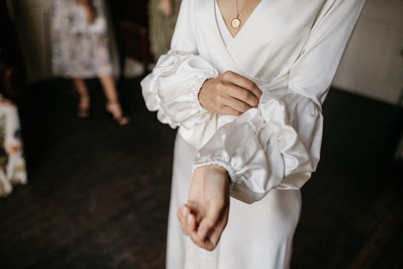 Un mariage en petit comité au Château de Fretoy en Bourgogne - Photos : Lifestories Wedding - Blog mariage : La mariée aux pieds nus