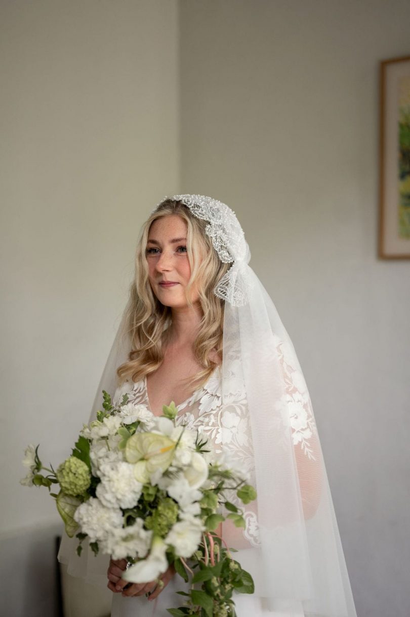 Un mariage au Galinier de Lourmarin en Provence - Photos : Mathilde Caelicia - Blog mariage : La mariée aux pieds nus