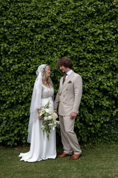 Un mariage au Galinier de Lourmarin en Provence - Photos : Mathilde Caelicia - Blog mariage : La mariée aux pieds nus