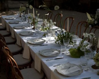Un mariage au Galinier de Lourmarin en Provence - Photos : Mathilde Caelicia - Blog mariage : La mariée aux pieds nus