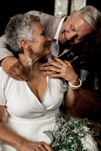 Un mariage autour d'un goûter au Château Rosa Bonheur près de Paris - Photos : Dalale Photography - Blog mariage : La mariée aux pieds nus