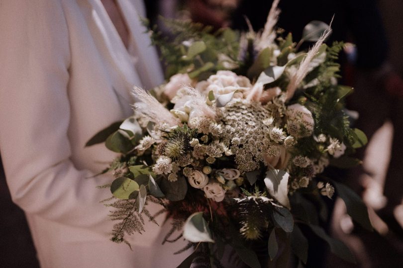 Un mariage à la Grange de Renneville en Normandie - Photos : Lika Banshoya - Blog mariage : La mariée aux pieds nus