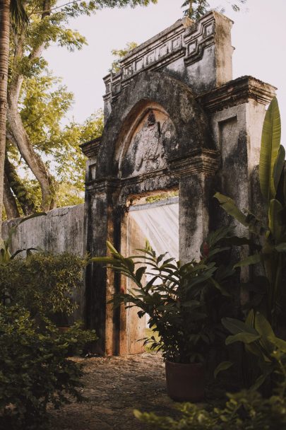 Un mariage dans une hacienda au Mexique - Photos : Jérémy Boyer - Robe : Rue de Seine - Blog mariage : La mariée aux pieds nus