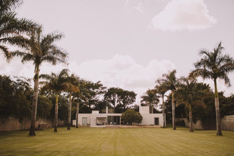 Un mariage dans une hacienda au Mexique - Photos : Jérémy Boyer - Robe : Rue de Seine - Blog mariage : La mariée aux pieds nus