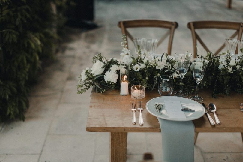 Un mariage au Hameau des Baux en provence - Photos : Reego - Blog mariage : La mariée aux pieds nus