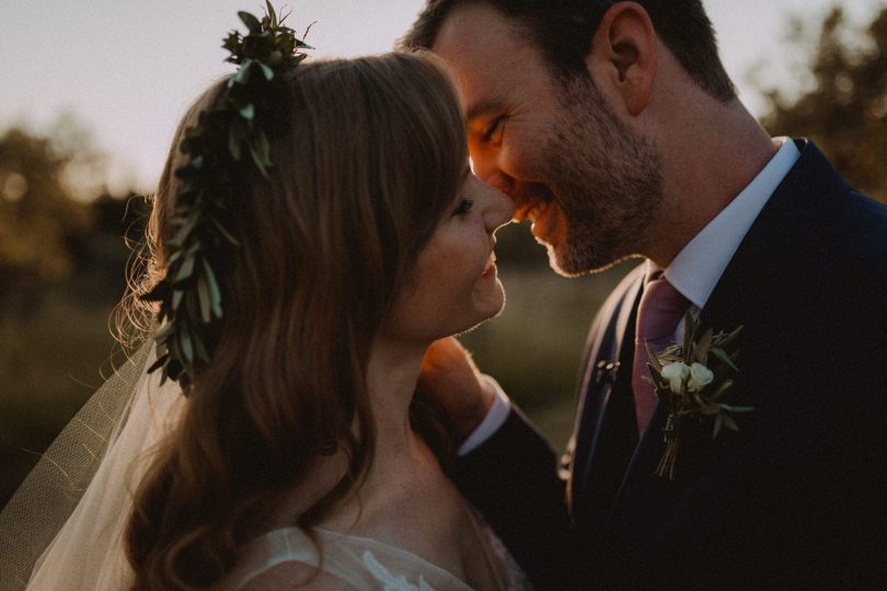 Un mariage au Hameau des Baux en provence - Photos : Reego - Blog mariage : La mariée aux pieds nus