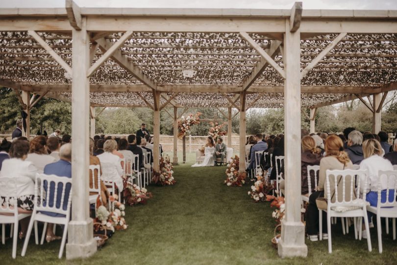 Un mariage aux Hauts de Pardaillan en Eure et Loire - Photos : Chloé Ldn - Blog mariage : La mariée aux pieds nus