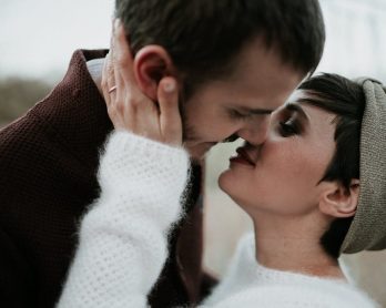 Un mariage éco-responsable en hiver - Photographe : Aurélien Bretonnière - Blog mariage : La mariée aux pieds nus