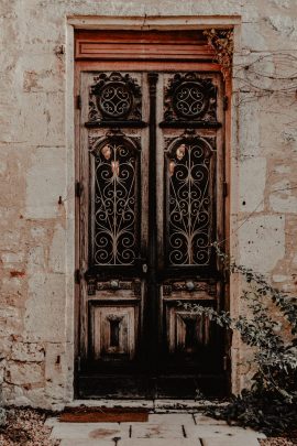 Un mariage couleur brique en hiver au Domaine de Puissentut - Photos : Marine Arborio - Blog mariage : La mariée aux pieds nus
