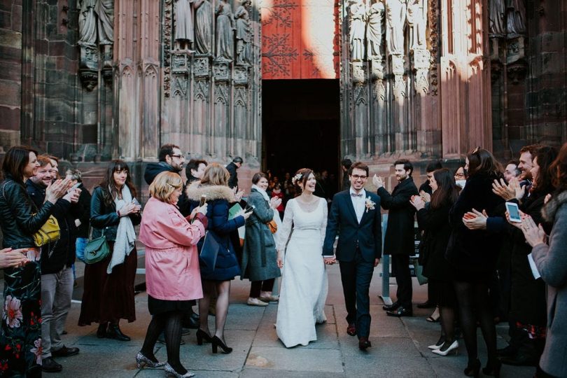 Un mariage en hiver à La Drille au bord de l'eau en Alsace - Photos : Photography by Chloé - Blog mariage : La mariée aux pieds nus