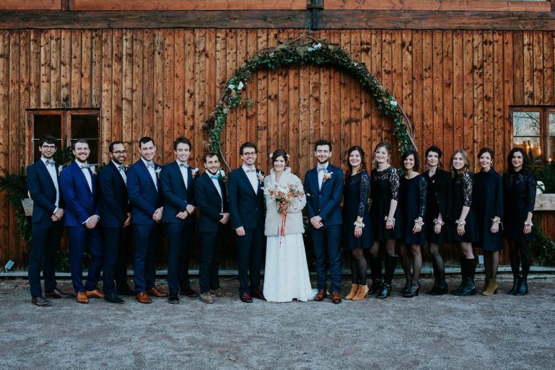 Un mariage en hiver à La Drille au bord de l'eau en Alsace - Photos : Photography by Chloé - Blog mariage : La mariée aux pieds nus