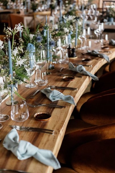 Un mariage sous la neige au Lodji Hotel en Haute-Savoie - Photographes : Dall'K - NBlog mariage : La mariée aux pieds nus