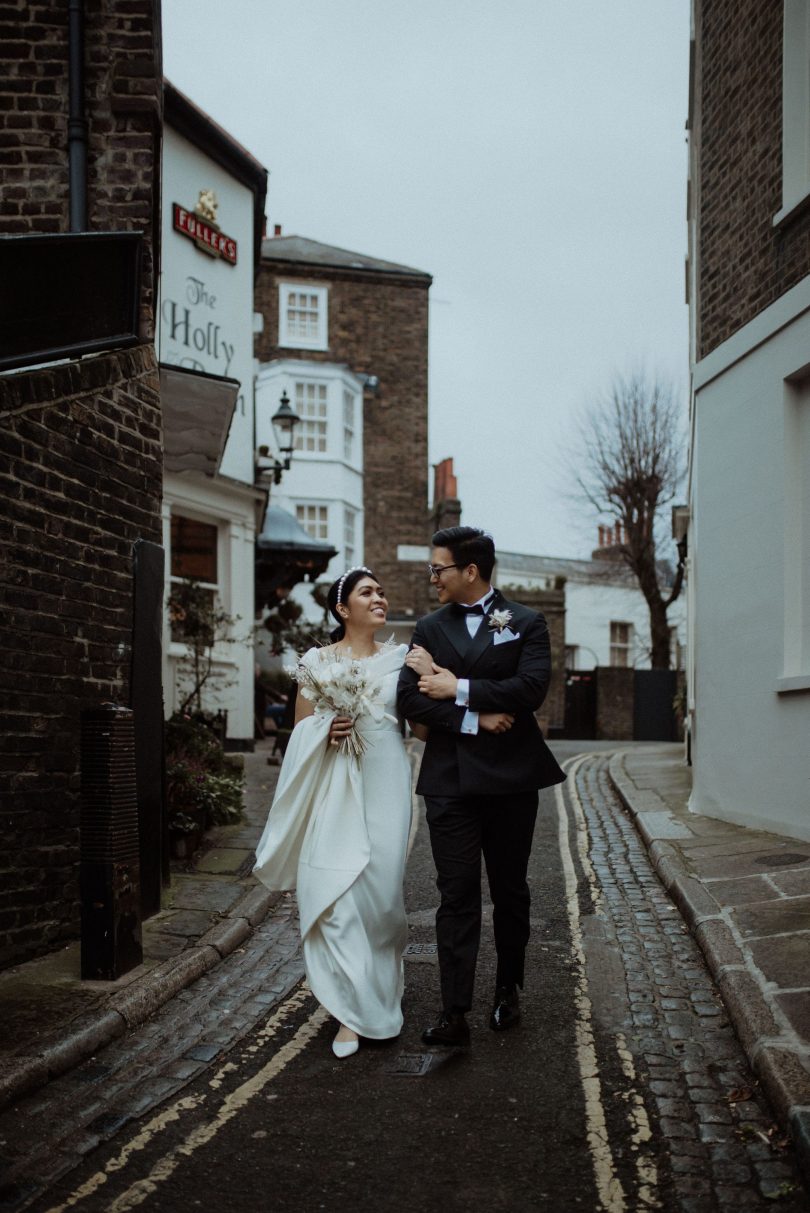 Un mariage en hiver en petit comité - Photos : Antlers Project - Blog mariage : La mariée aux pieds nus