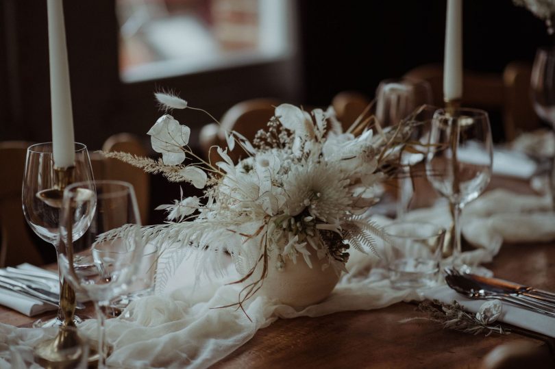 Un mariage en hiver en petit comité - Photos : Antlers Project - Blog mariage : La mariée aux pieds nus