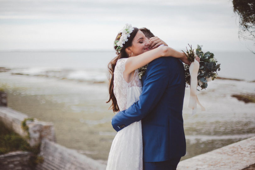 Un mariage en blanc à l'île de Ré - A découvrir sur le blog mariage www.lamarieeauxpiedsnus.com - Photos : Wild Sparrow