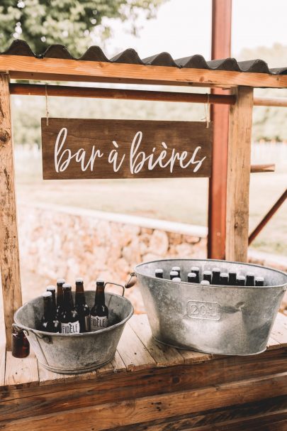 Un mariage industriel au Domaine de la Rotonde dans le Var - Photos : Les Bandits - Blog mariage : La mariée aux pieds nus