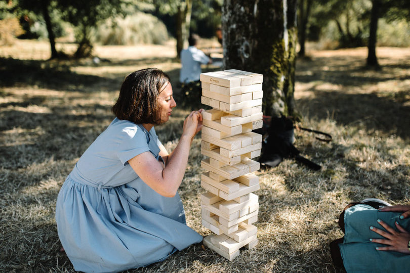 Un mariage simple au Château de Fajac - A découvrir sur le blog mariage www.lamarieeauxpiedsnus.com - Photos : Willy Brousse