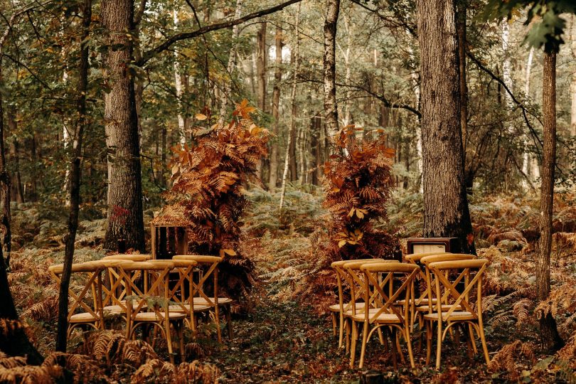 Un mariage intime en pleine forêt au Domaine de La Roche Couloir - Photos : Mélody Barabé - Blog mariage : La mariée aux pieds nus