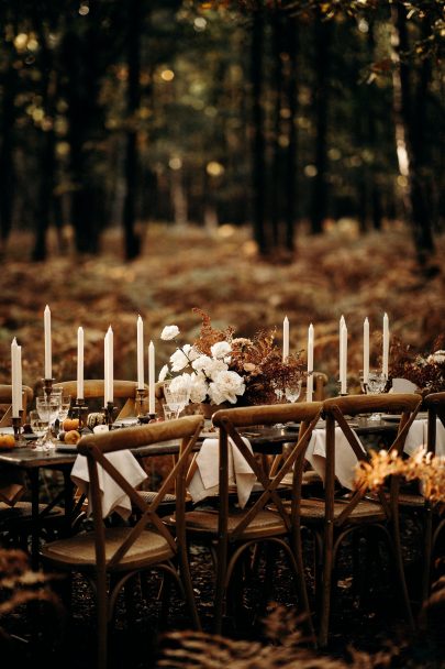 Un mariage intime en pleine forêt au Domaine de La Roche Couloir - Photos : Mélody Barabé - Blog mariage : La mariée aux pieds nus