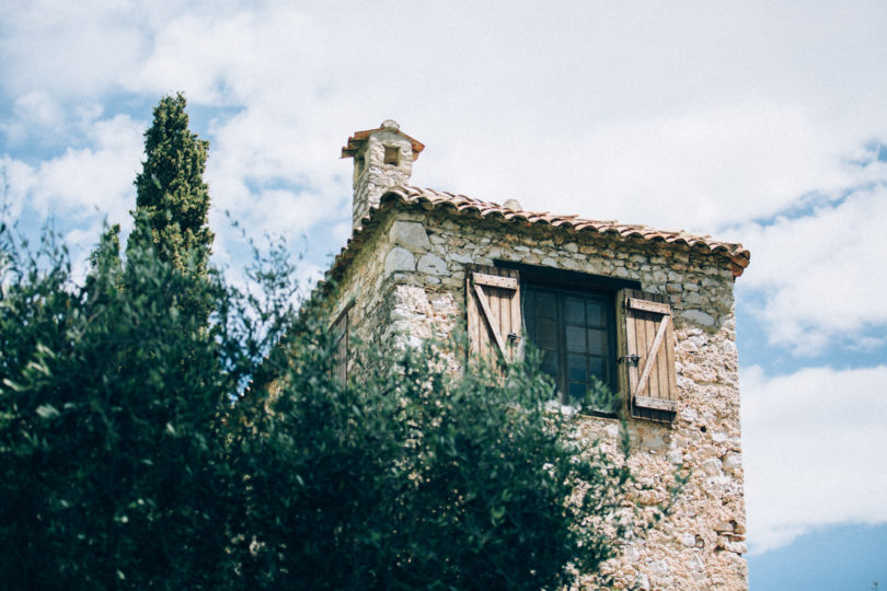 Un mariage dans un jardin sur la Riviera - A découvrir sur le blog mariage La mariée aux pieds nus - Photos : Ingrid Lepan