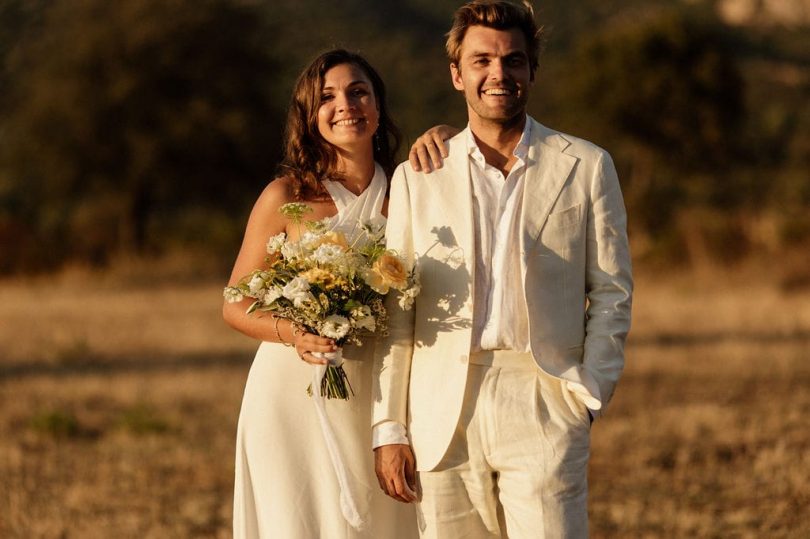 Un mariage en jaune en Corse - Photos : Dall'k - Blog mariage : La mariée aux pieds nus