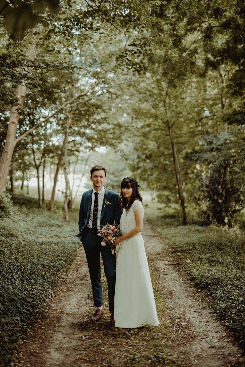 Un mariage simple et coloré au Domaine des Bidaudières - David Latour - La mariée aux pieds nus