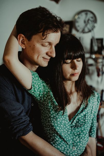 Un mariage simple et coloré au Domaine des Bidaudières - David Latour - La mariée aux pieds nus