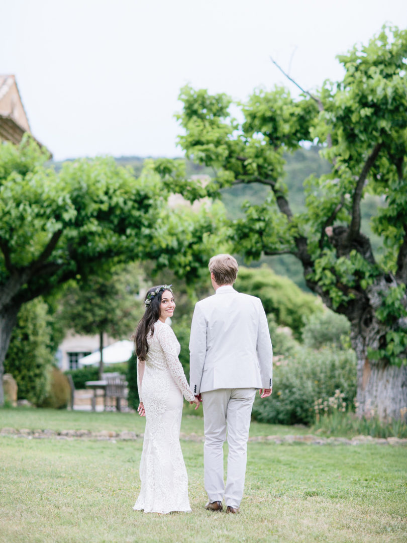 Un mariage chic et élégant dans le Luberon - La mariée aux pieds nus - Ian Holmes Photography