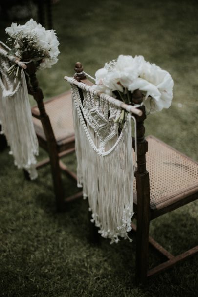 Un mariage dans le Lubéron à l'abbaye Saint Eusèbe - La mariée aux pieds nus