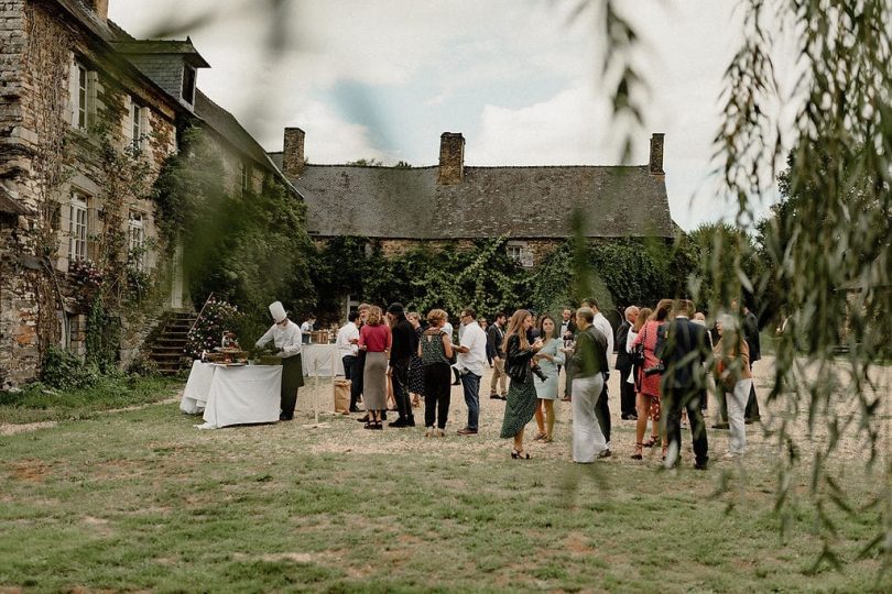 Un mariage au Manoir de la Fresnaye en Bretagne - Photos : Romuald Payraudeau - Blog mariage : La mariée aux pieds nus