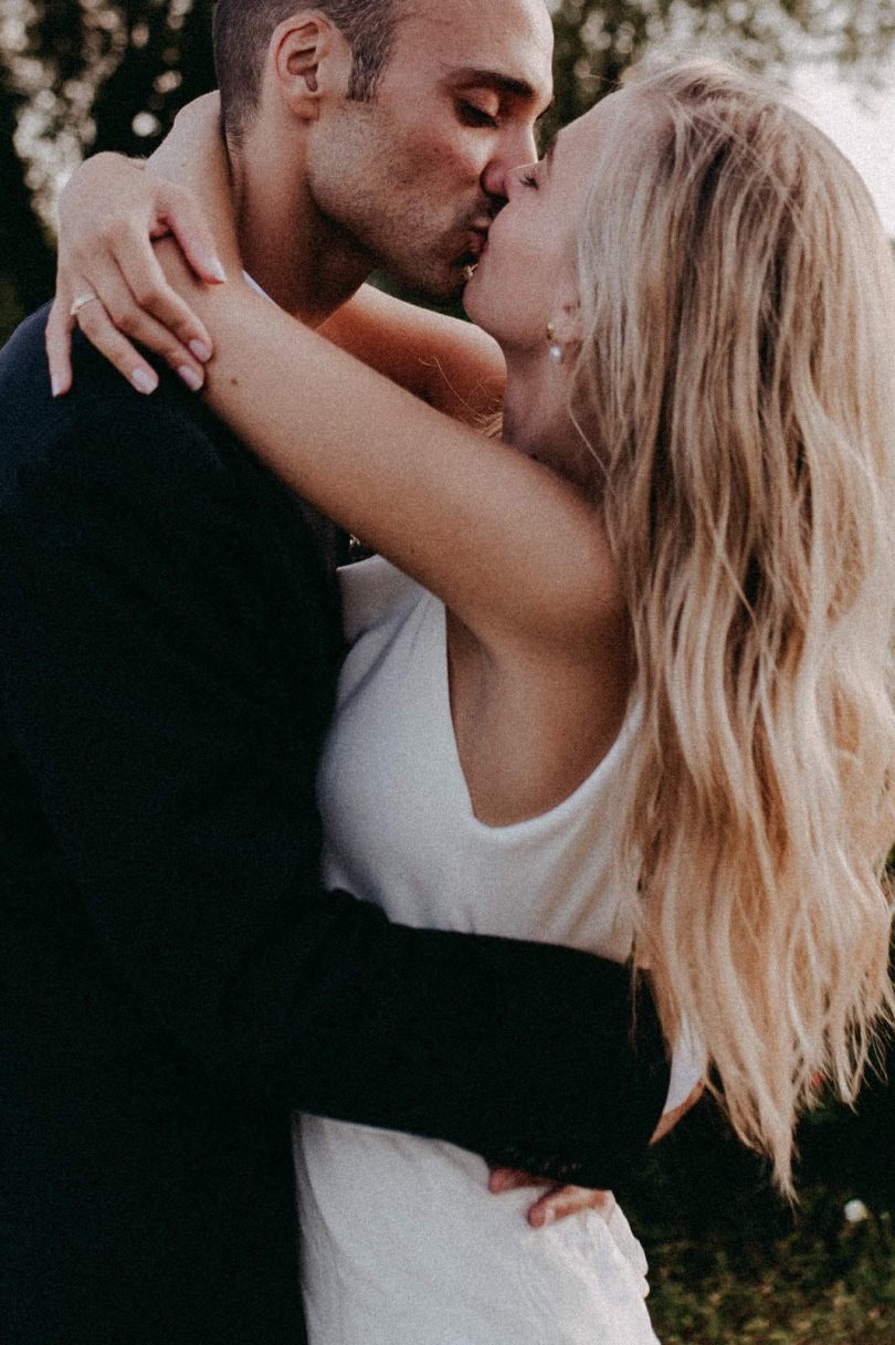 Un mariage au Manoir Equivocal en Bourgogne-Franche-Comté - Photos : Julie Blin - Blog mariage : La mariée aux pieds nus