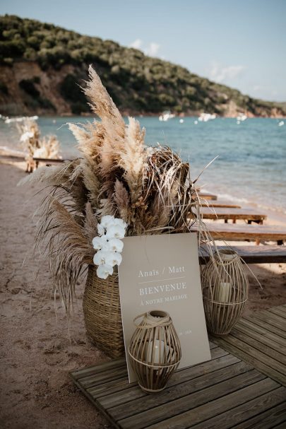 Un mariage au Maora Beach en Corse - Photos : Coralie Lescieux - Blog mariage : La mariée aux pieds nus