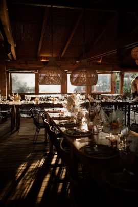 Un mariage au Maora Beach en Corse - Photos : Coralie Lescieux - Blog mariage : La mariée aux pieds nus