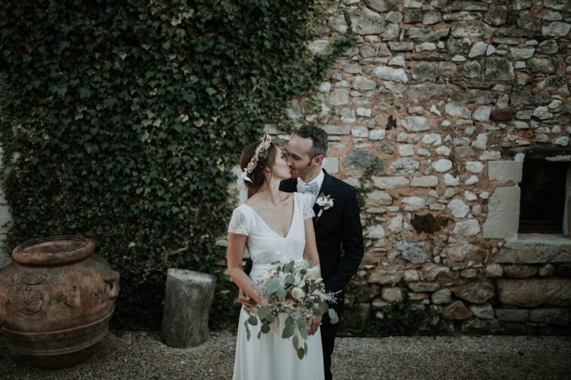 Un mariage en Provence au Mas Piboule - Photos : Soulpics - Blog mariage : La mariée aux pieds nus