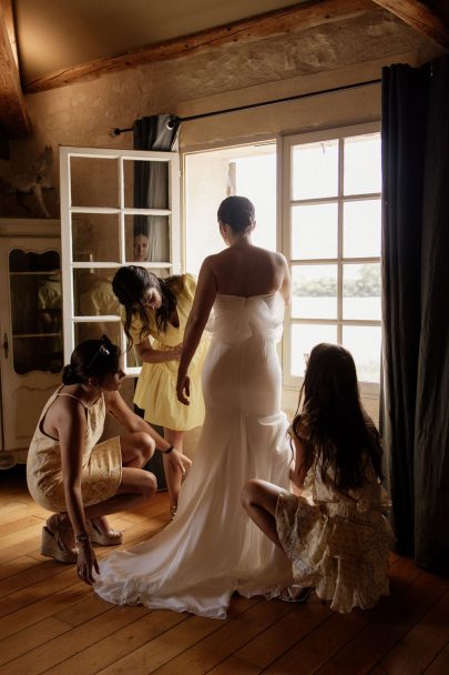 Un mariage au Mas d'Arvieux en Provence - Photos : Dall'K - Blog mariage : La mariée aux pieds nus