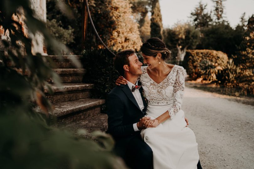 Un mariage au Mas d'Arvieux en Provence - Photos : Laurene and the Wolf - Blog mariage : La mariée aux pieds nus