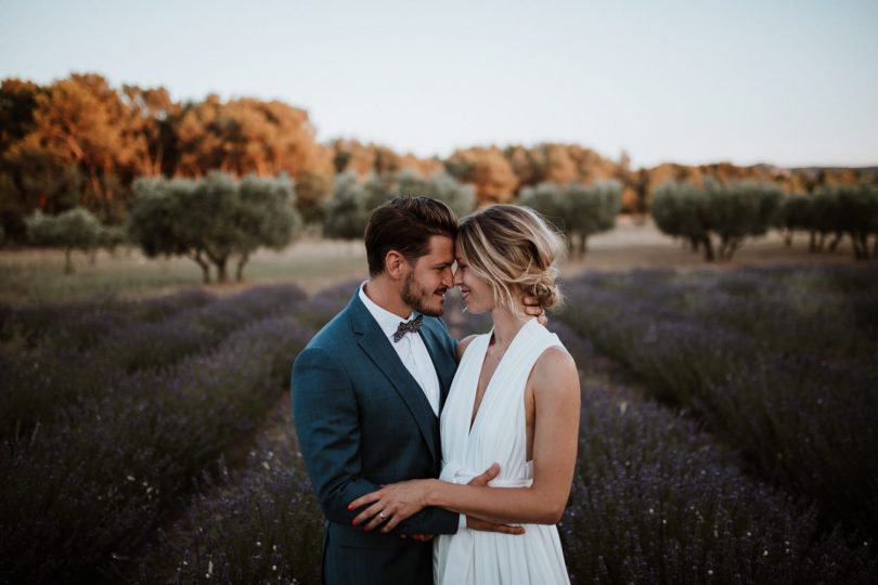 Un mariage au Mas de la Rose en Provence - Photos : Soulpics - Blog mariage : La mariée aux pieds nus