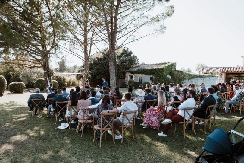 Un mariage au Mas de la Rose en Provence - Photos : Soulpics - Blog mariage : La mariée aux pieds nus