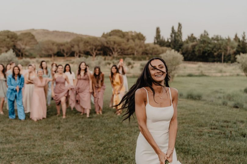 Un mariage au Mas des Costes en Provence - Photos : Brune Photographie - Blog mariage : La mariée aux pieds nus