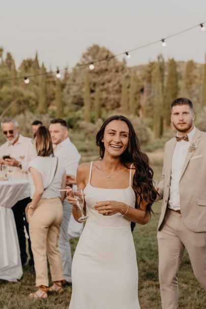 Un mariage au Mas des Costes en Provence - Photos : Brune Photographie - Blog mariage : La mariée aux pieds nus