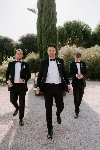 Un mariage au Mas des Cotes en Provence - Photos : Laura Williams - Blog mariage : La mariée aux pieds nus